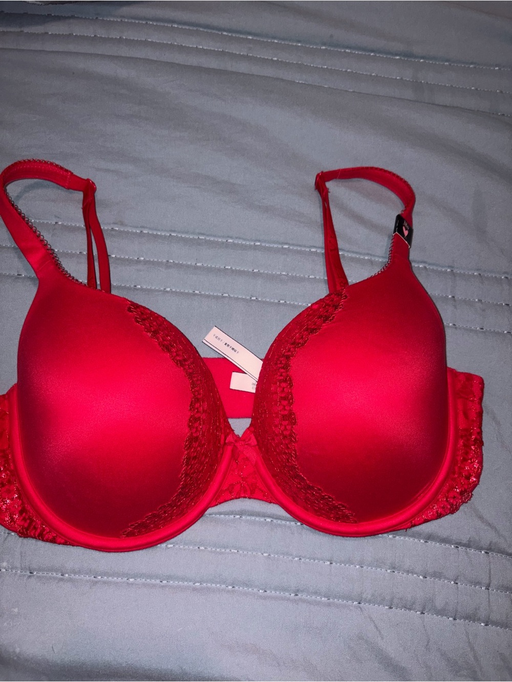 NWT Victoria’s Secret 38D body Red push up Lace-Trim Bra - Women's Intimates